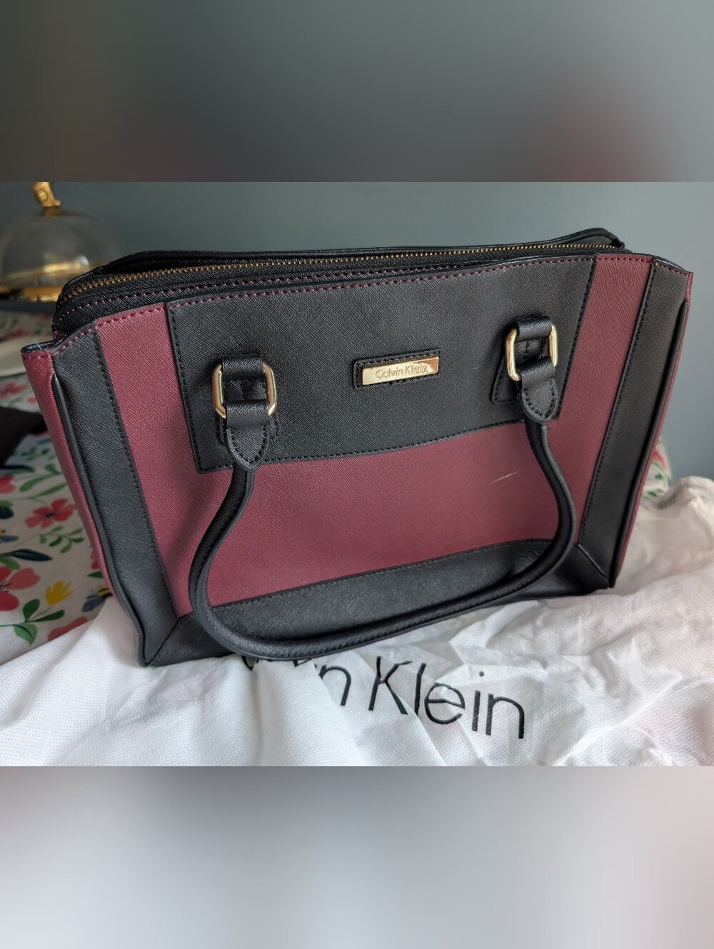 Calvin Klein Women's Black and Burgundy Tote Bag
